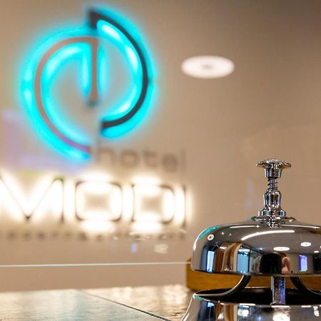 דכאו Hotel Modi מראה חיצוני תמונה