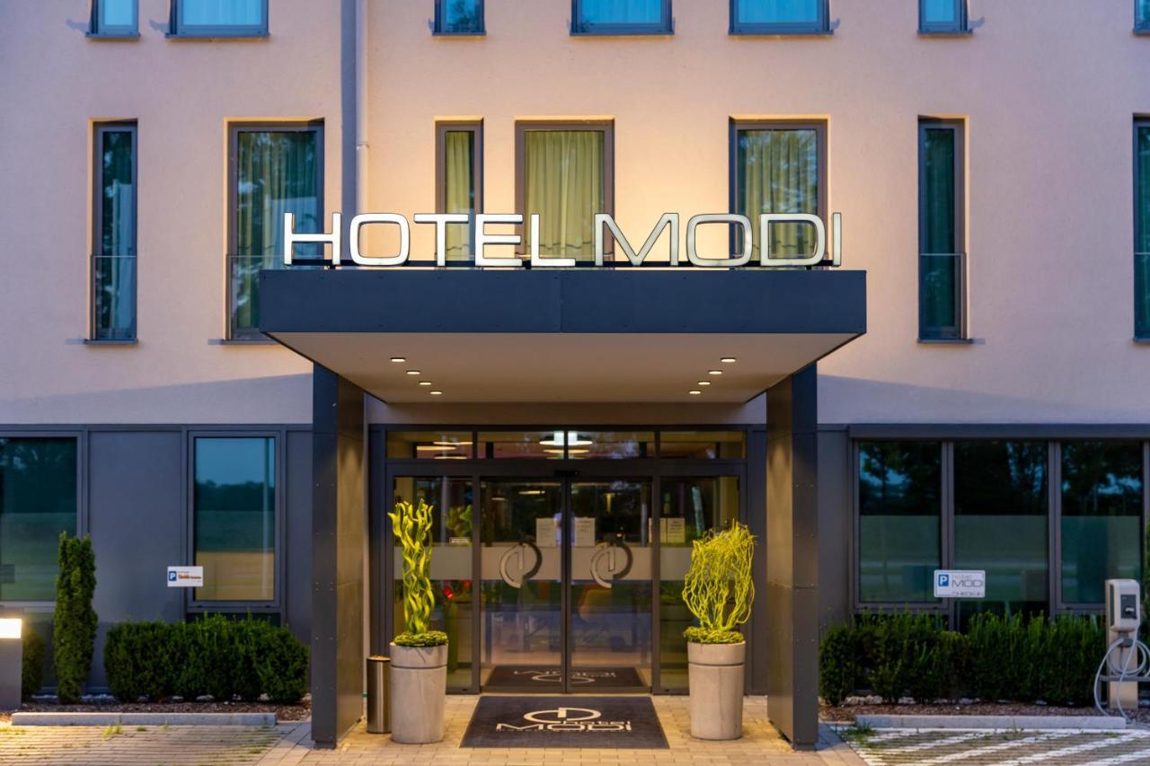 דכאו Hotel Modi מראה חיצוני תמונה